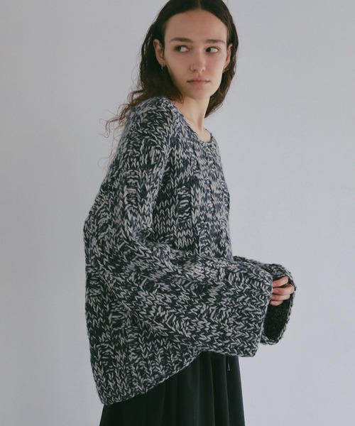 MANOF(マノフ)の「BULKY YARN HAND KNIT TOPS(ニット/セーター・レディース・グレー/ネイビー/レッド・F)」の6枚目の写真