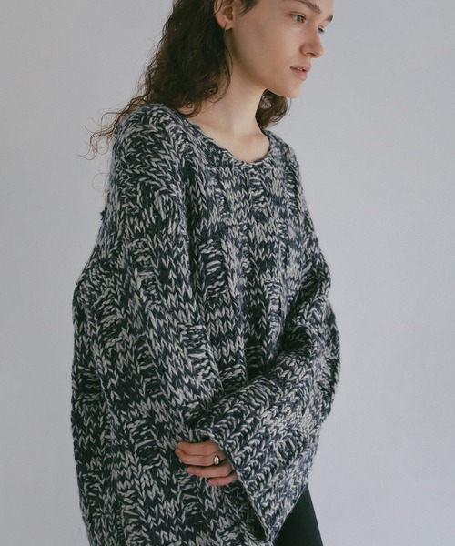 MANOF(マノフ)の「BULKY YARN HAND KNIT TOPS(ニット/セーター・レディース・グレー/ネイビー/レッド・F)」の7枚目の写真