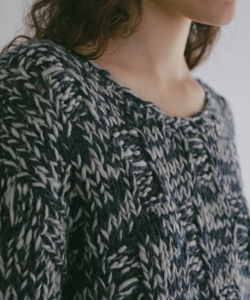 MANOF(マノフ)の「BULKY YARN HAND KNIT TOPS(ニット/セーター・レディース・グレー/ネイビー/レッド・F)」の11枚目の写真