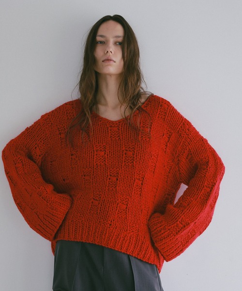 MANOF(マノフ)の「BULKY YARN HAND KNIT TOPS(ニット/セーター・レディース・グレー/ネイビー/レッド・F)」の12枚目の写真