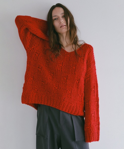 MANOF(マノフ)の「BULKY YARN HAND KNIT TOPS(ニット/セーター・レディース・グレー/ネイビー/レッド・F)」の16枚目の写真