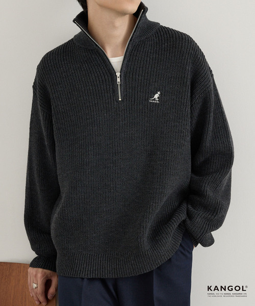 KANGOL（カンゴール）の「KANGOL/カンゴール 別注 ロゴ刺繍 バルキー オーバーサイズ ハーフジップニット（ニット/セーター・メンズ・アイボリー/チャコール/ワインレッド/ネイビー/ブラウン系/ブラック・S/M/L）」の3枚目の写真