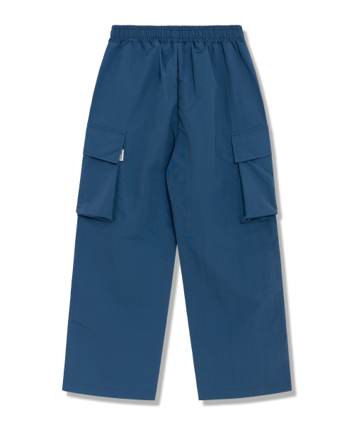 PIANER KIDS(ピアネールキッズ)の「ナイロンカーゴパラシュートパンツ(クラシックブルー)(スウェットパンツ・レディース・ブルー・L(140-150cm)/XL(150-160㎝)/S(120-130cm)/M(130-140cm))」の5枚目の写真