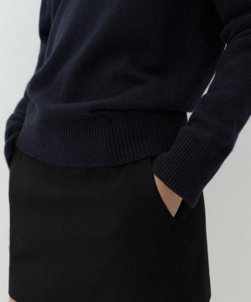 MUSINSA STANDARD WOMAN（ムシンサスタンダードウーマン）の「[ビクトリアウール] レディース Vネックニット [ネイビー]（ニット/セーター・レディース・その他・SMALL/MEDIUM/LARGE/X-SMALL）」の6枚目の写真