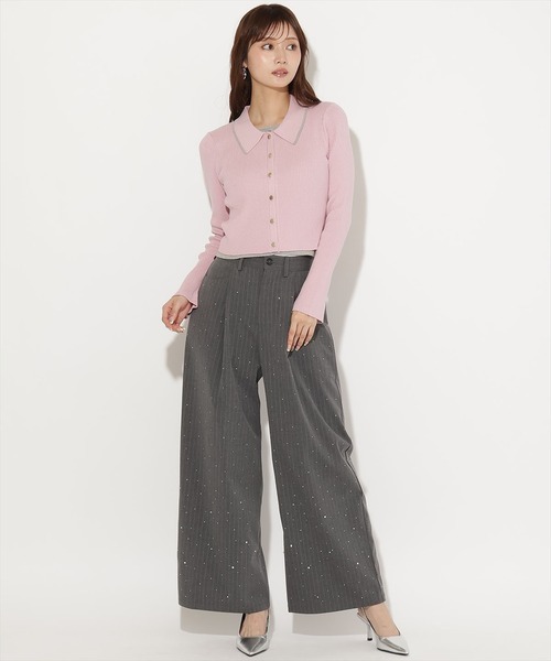 AND COUTURE（アンドクチュール）の「ビジュー付きタックワイドパンツ（その他パンツ・レディース・ライトグレー/グレー・SMALL/MEDIUM）」の2枚目の写真