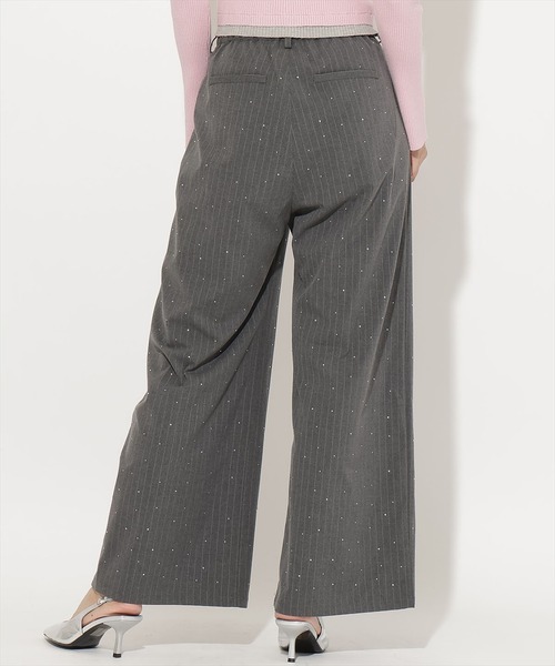 AND COUTURE（アンドクチュール）の「ビジュー付きタックワイドパンツ（その他パンツ・レディース・ライトグレー/グレー・SMALL/MEDIUM）」の8枚目の写真