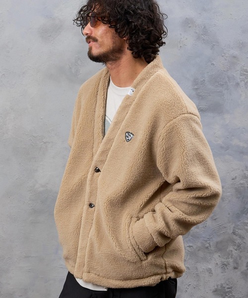 No Rain No Rainbow(ノーレインノーレインボー)の「mcg3883- drop shoulder boa cardigan (pick mini patch ) ボアカーディガン(NR26W-07)(カーディガン/ボレロ・メンズ・ブラック/ベージュ/グレー・S/M/L/XL)」の18枚目の写真