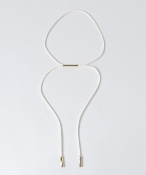 SLY(スライ)の「SIMPLY LARIAT N/C(ネックレス・レディース・ブラック/ブラウン/ホワイト・FREE)」の2枚目の写真