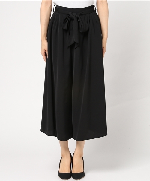 INTERPLANET(インタープラネット)の「マットサテンリボン付スカンツ(その他パンツ・レディース・ブラック/レンガ/キャメル・FREE)」の4枚目の写真