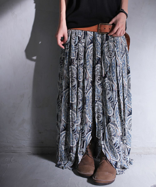Antiqua アンティカ の ペイズリー柄スリットプリーツスカート スカート Wear