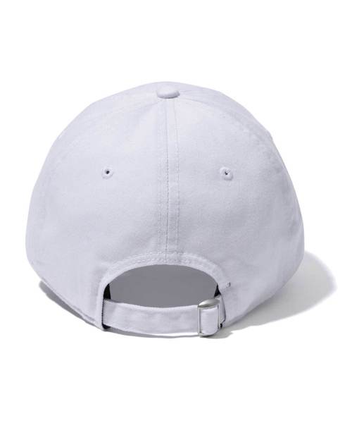 XLARGE（エクストララージ）の「NEWERA STANDARD LOGO 6PANEL CAP（キャップ・メンズ・ブラック/ホワイト・ONE SIZE）」の3枚目の写真