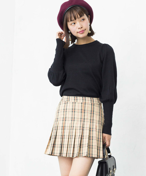 WEGO（ウィゴー）の「WEGO/チェックプリーツミニスカート（スカート・レディース・イエロー系その他3/ブルー系その他2/ホワイト系その他2/ベージュ系その他2/レッド系その他2/ブラック系その他2/ホワイト系その他3・MEDIUM/SMALL）」の4枚目の写真