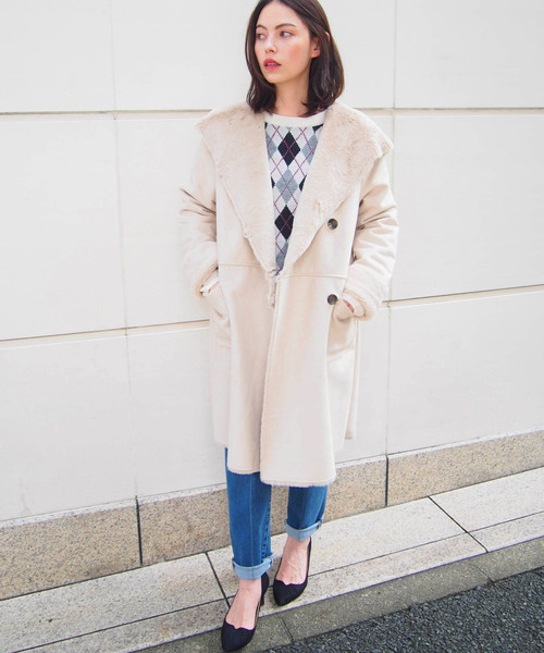 PICCIN（ピッチン）の「フード付き切り替えロングムートンコート