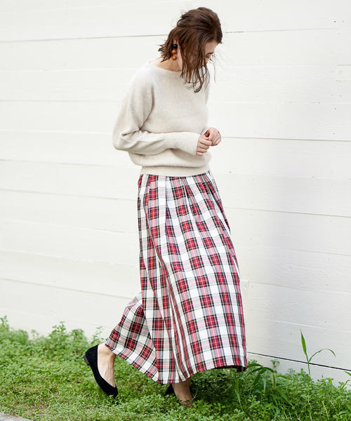 RIVE DROITE（リヴドロワ）の「FOX混片畦ボートネックニット（ニット/セーター・レディース・ベージュ/パープル/レッド/ブラック・FREE）」の12枚目の写真