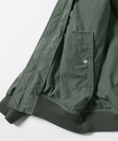 BEAMS（ビームス）の「BEAMS / エフェクター MA-1（MA-1・メンズ・ブラック/グリーン系その他・SMALL/MEDIUM/LARGE/X-LARGE）」の11枚目の写真