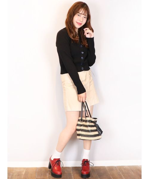 dazzlin（ダズリン）の「Vネックマルチボタンカーデ（カーディガン/ボレロ・レディース・ブラック/オフホワイト/レッド・FREE）」の8枚目の写真