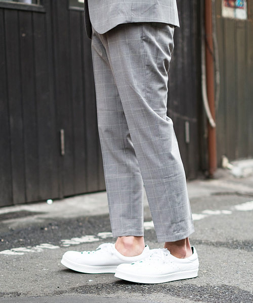 GOSTAR DE FUGA（ゴスタール ジフーガ）の「チェックTRスラックス