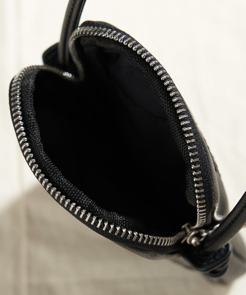 DISCOAT(ディスコート)の「スマホショルダー/お財布ショルダー/スマホポシェット(ショルダーバッグ・レディース・ブラック/ベージュ・FREE)」の11枚目の写真