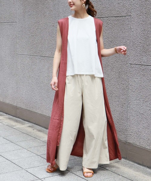HER CLOSET(ハークローゼット)の「【HERCLOSET】前後2wayジレニットエプロンワンピース(ワンピース・レディース・ブラック/ベージュ/ブラウン/オフホワイト/グレイッシュベージュ・M)」の4枚目の写真