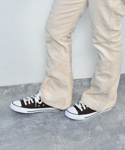 RETRO GIRL(レトロガール)の「スニーカー(スニーカー・レディース・オフホワイト/ダークブラウン/ブラック/ダークグレー/レッド/イエロー/ライトブラウン/アイボリー/チョコ/スモークピンク/ライトブルー/ライトピンク/グリーン/オレンジ・MEDIUM/LARGE/SMALL)」の7枚目の写真