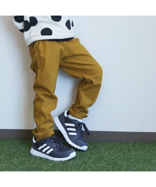 L.COPECK（エルコペック）の「[110-140]すーぱーのびのびパンツ（デニムパンツ・キッズ・ブラック/ベージュ/ネイビー/レッド/ピンク/グリーン/マスタード・110cm/120cm/130cm/140cm）」の6枚目の写真