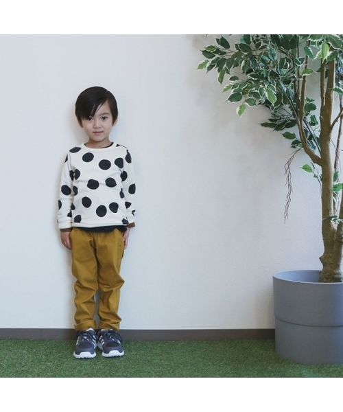 L.COPECK（エルコペック）の「[110-140]すーぱーのびのびパンツ（デニムパンツ・キッズ・ブラック/ベージュ/ネイビー/レッド/ピンク/グリーン/マスタード・110cm/120cm/130cm/140cm）」の11枚目の写真