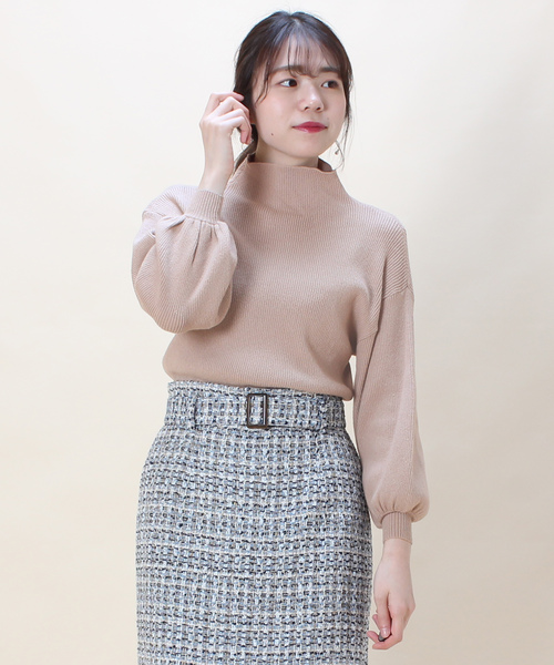 TRUDEA（トルディア）の「ボトルネック　リブニットプルオーバー（ニット/セーター・レディース・ホワイト/ライトグレー/ブラック/ブラウン/オレンジ/キャメル/ピンク/ベージュ/ネイビー/モカ・MEDIUM/LARGE）」の8枚目の写真