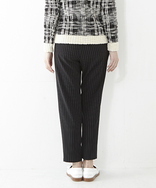 Ray BEAMS(レイビームス)の「 Ray BEAMS / ピンストライプ サス付きパンツ(その他パンツ・レディース・ブラック・0/1)」の8枚目の写真