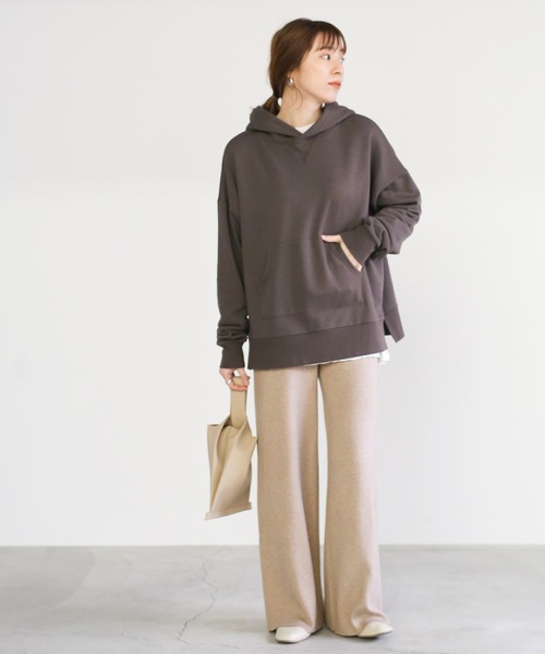 select MOCA(セレクトモカ)の「ワイドニットロングパンツ(その他パンツ・レディース・アイボリー/サンドベージュ/ライトベージュ・FREE)」の6枚目の写真