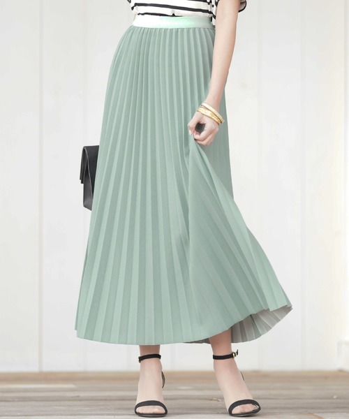 rps（アールピーエス）の「カットアムンゼンプリーツロングスカート（スカート・レディース・グリーン/チャコールグレー/グレイッシュベージュ/ブラック・M）」の4枚目の写真