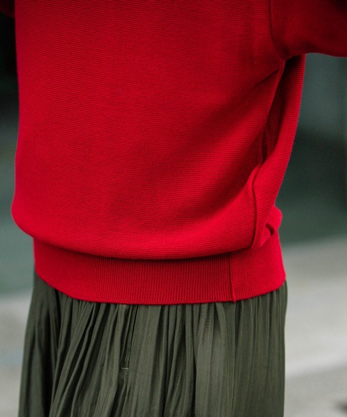 Munich（ミューニック）の「レーヨンウールギャザーニット　シャーリングスリーブプルオーバー（ニット/セーター・レディース・ブラック/レッド/ブラック系その他/キャメル/グレイッシュベージュ・FREE）」の14枚目の写真