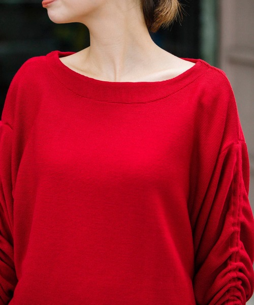 Munich（ミューニック）の「レーヨンウールギャザーニット　シャーリングスリーブプルオーバー（ニット/セーター・レディース・ブラック/レッド/ブラック系その他/キャメル/グレイッシュベージュ・FREE）」の12枚目の写真