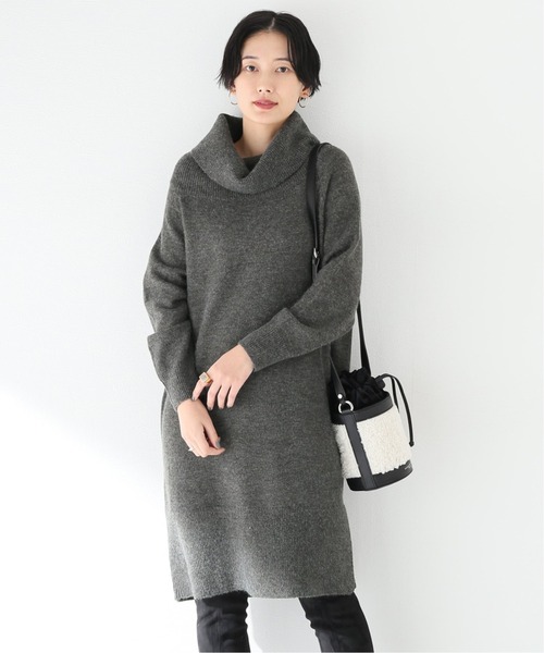 Simplicite シンプリシテェ の オフタートルニットワンピース ワンピース Wear