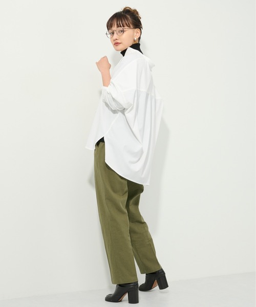 M nort(エムノート)の「【わたなべ麻衣プロデュース】コットンリネンテーパードパンツ(その他パンツ・レディース・カーキ/ライトベージュ・SMALL/MEDIUM)」の4枚目の写真