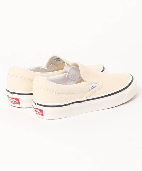 VANS(バンズ)の「VANZ ヴァンズ CLASSIC SLIP-ON 98 DX - VN0A3JEXQWP(スニーカー・レディース・ホワイト・23㎝/24㎝/23.5㎝/24.5㎝)」の5枚目の写真