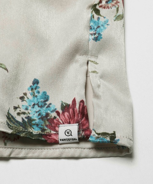 VANQUISH(ヴァンキッシュ)の「PLANTS APLENTY BOX WIDE SHIRT ~JAPAN MADE~ *(シャツ/ブラウス・メンズ・ホワイト/ネイビー/サックスブルー・MEDIUM/LARGE)」の17枚目の写真