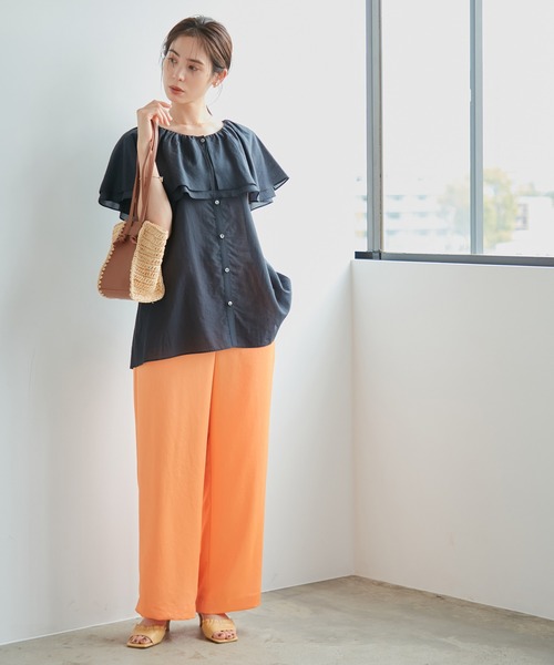 ROPE'（ロペ）の「【洗える】ティアードラッフルブラウス（シャツ/ブラウス・レディース・ベージュ/ネイビー/オフホワイト・38）」の9枚目の写真