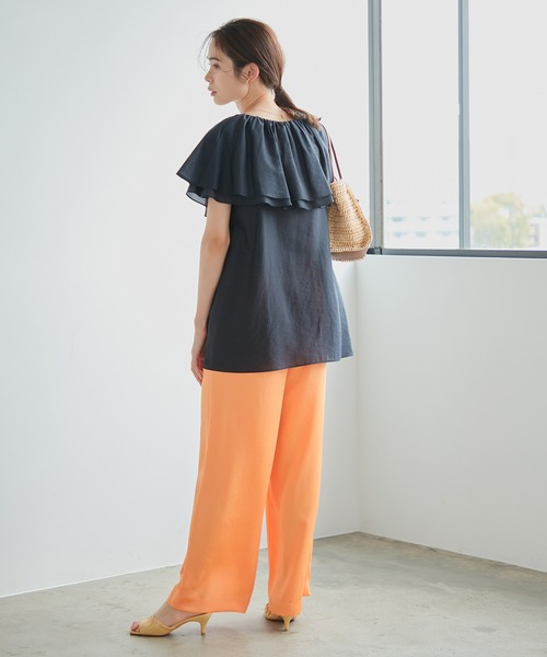 ROPE'（ロペ）の「【洗える】ティアードラッフルブラウス（シャツ/ブラウス・レディース・ベージュ/ネイビー/オフホワイト・38）」の6枚目の写真