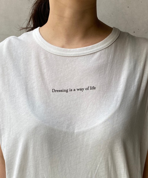 CAPRICIEUX LE'MAGE（カプリシューレマージュ）の「フロントロゴTシャツ（Tシャツ/カットソー・レディース・ホワイト/ブラック/グレイッシュベージュ・FREE）」の7枚目の写真