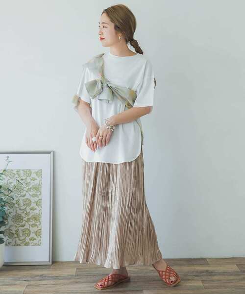 ITEMS URBANRESEARCH(アイテムズ アーバンリサーチ)の「シャイニープリーツスカート(スカート・レディース・ピンクベージュ/チャコールグレー/オレンジ/グレー・FREE)」の7枚目の写真