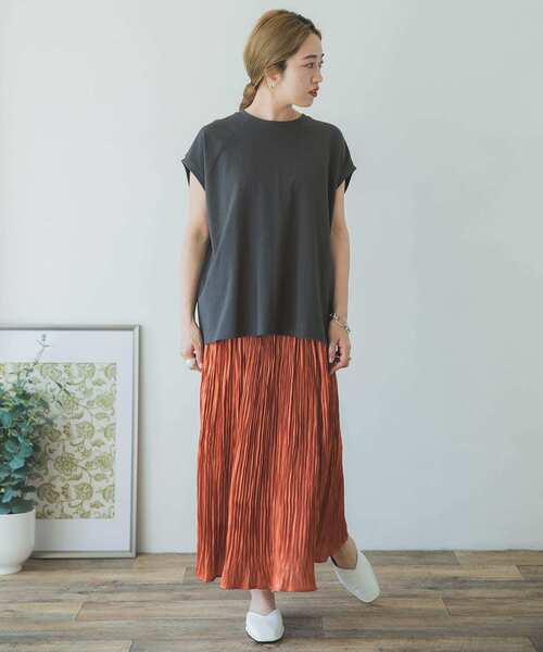 ITEMS URBANRESEARCH(アイテムズ アーバンリサーチ)の「シャイニープリーツスカート(スカート・レディース・ピンクベージュ/チャコールグレー/オレンジ/グレー・FREE)」の17枚目の写真