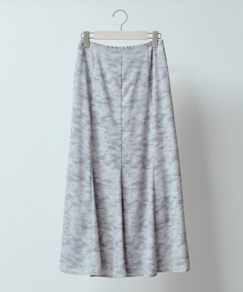 Amourire(アムリール)の「ニュアンス柄フレアSK(スカート・レディース・ベージュ/ブルー・M)」の3枚目の写真