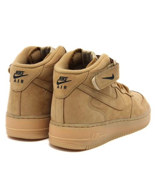 NIKE(ナイキ)の「ユニセックス ナイキ エアフォース1 ミッド NIKE AIR FORCE 1 MID 07 PRM QS FLAX715889-200(スニーカー・メンズ・ベージュ・28cm/24.5cm/24cm/29cm/27cm/26cm/27.5cm/28.5cm)」の6枚目の写真