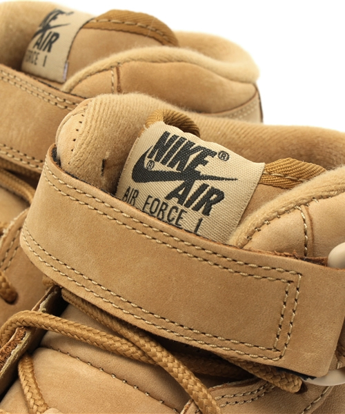 NIKE(ナイキ)の「ユニセックス ナイキ エアフォース1 ミッド NIKE AIR FORCE 1 MID 07 PRM QS FLAX715889-200(スニーカー・メンズ・ベージュ・28cm/24.5cm/24cm/29cm/27cm/26cm/27.5cm/28.5cm)」の8枚目の写真