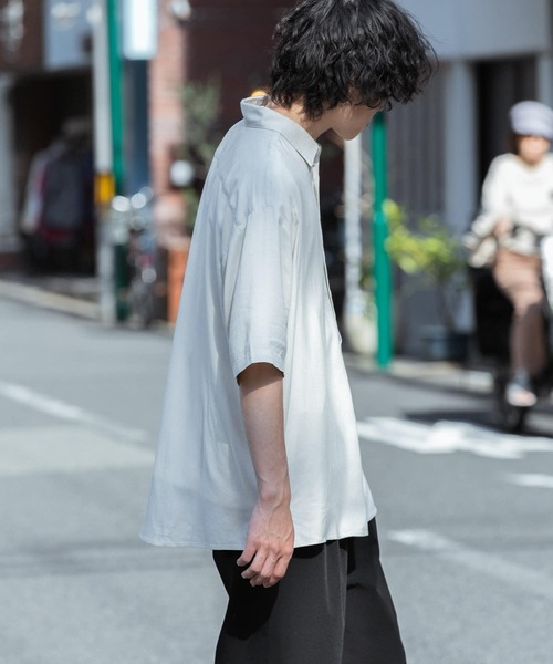 ITEMS URBANRESEARCH（アイテムズ アーバンリサーチ）の「レーヨンリネン 半袖シャツ（シャツ/ブラウス・メンズ・チャコールグレー/オレンジ/ミント/グレー系その他・MEDIUM/LARGE）」の12枚目の写真