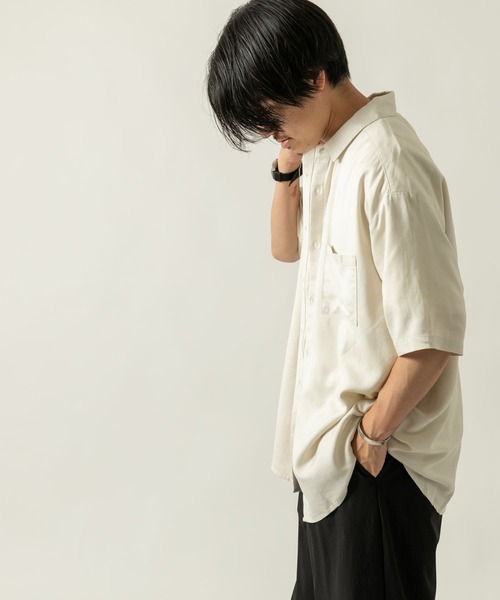 ITEMS URBANRESEARCH（アイテムズ アーバンリサーチ）の「レーヨンリネン 半袖シャツ（シャツ/ブラウス・メンズ・チャコールグレー/オレンジ/ミント/グレー系その他・MEDIUM/LARGE）」の22枚目の写真