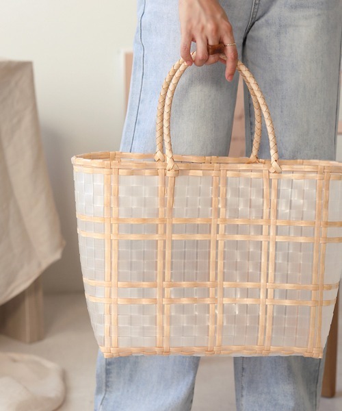 Bab（バブ）の「【WEB限定】ナチュラルクリア編みビッグバッグ（かごバッグ・レディース・ベージュ・ONESIZE）」の2枚目の写真