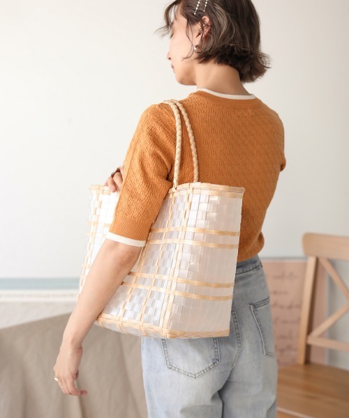 Bab（バブ）の「【WEB限定】ナチュラルクリア編みビッグバッグ（かごバッグ・レディース・ベージュ・ONESIZE）」の3枚目の写真