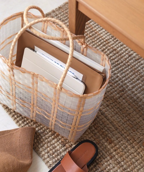 Bab（バブ）の「【WEB限定】ナチュラルクリア編みビッグバッグ（かごバッグ・レディース・ベージュ・ONESIZE）」の6枚目の写真