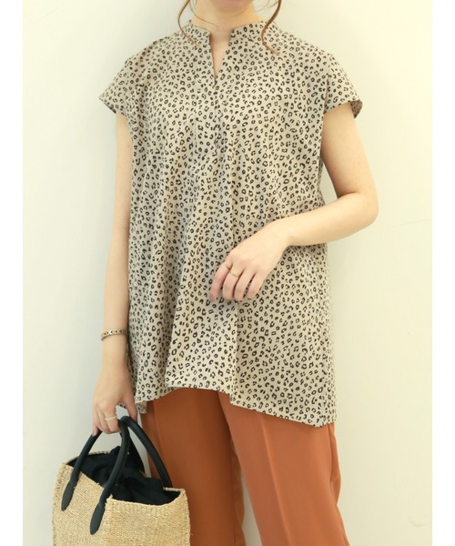 Te chichi（テチチ）の「ブロードバックフリルスキッパーブラウス（シャツ/ブラウス・レディース・ベージュ/ブラウン/ブラック・ﾌﾘ-）」の3枚目の写真